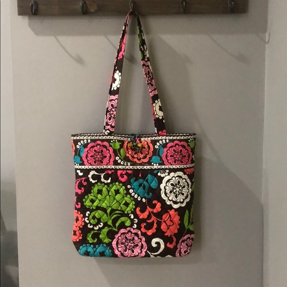 Vera Bradley Handbags - Vera Bradley Tote